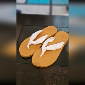 Women's Tan and White Sandals